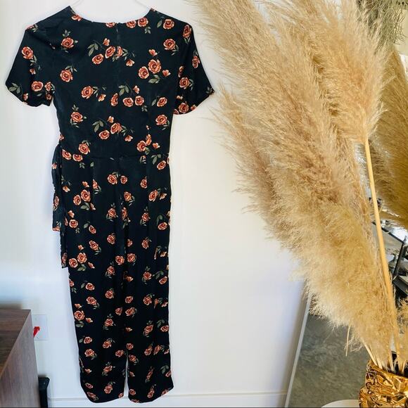 XHILARATION Black Peach Floral Satin Silky Tie Wrap Wide Leg VNeck Jumpsuit XS - Picture 7 of 10